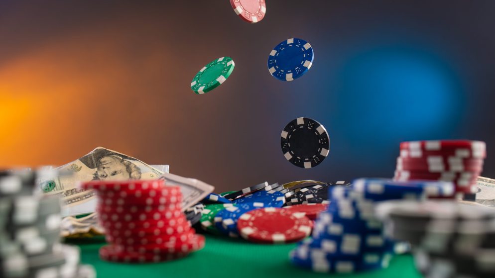 Stop Losing Money When Gambling: 5 Tips from Skilled Gamblers 